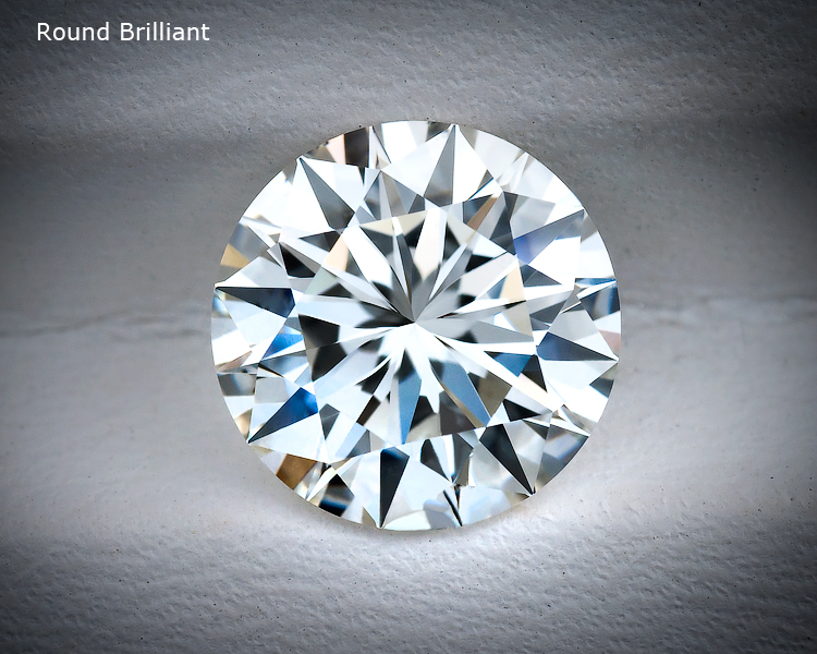 Round center cut diamond at Ascot Diamonds Atlanta, Dallas, D.C. & New York.